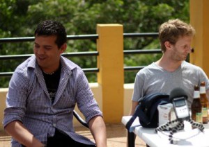 Mini tripod used for Zoom H4n